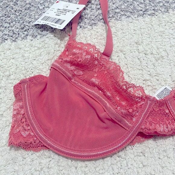 NWT- Forever21 - S. Lace Unlined Underwire Bra - Picture 3 of 5